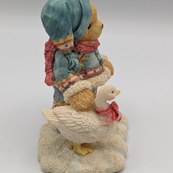 Cherished Teddies Ingrid "Bundled-Up with Warm Wishes" (617237) 1994 - Picture 5 of 10